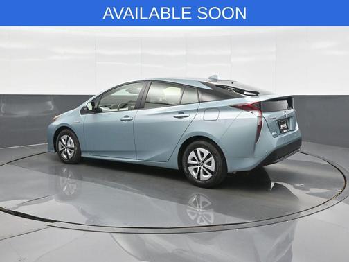 Pearl 2018 Toyota Prius Three
