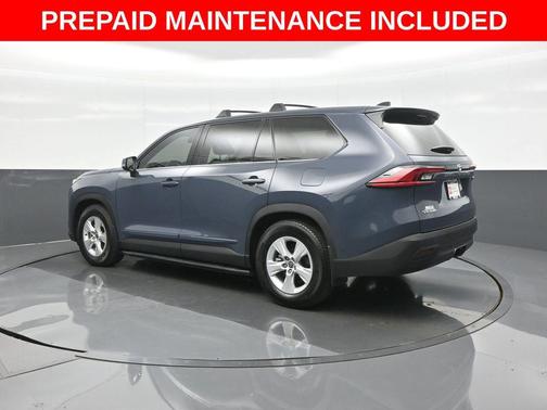 Cloud 2026 Toyota Highlander Hybrid LE