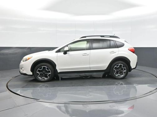 Satin White Pearl 2013 Subaru XV Crosstrek 2.0i Premium