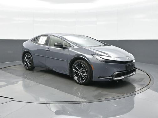2024 Toyota Prius XLE