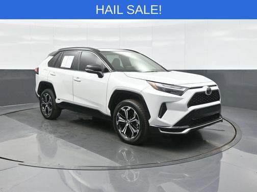 2025 Toyota RAV4 Hybrid SE