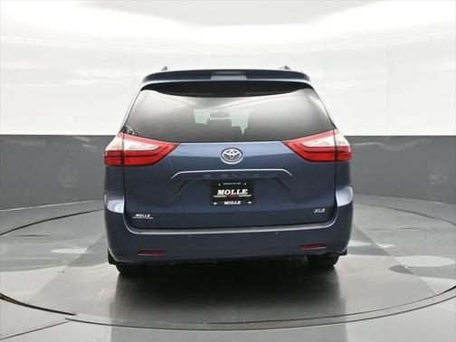 2017 Toyota Sienna XLE Premium