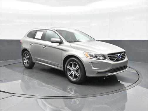 2015 Volvo XC60 T6 Platinum