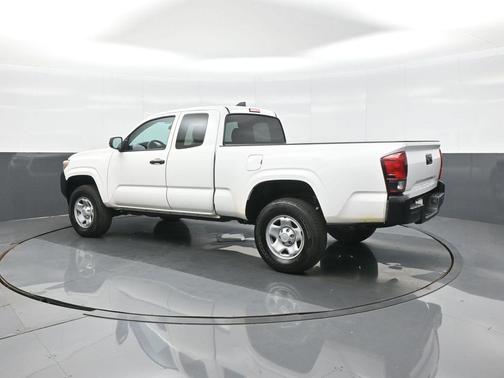 Ice Cap 2023 Toyota Tacoma SR