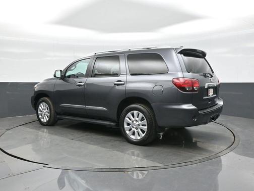 2021 Toyota Sequoia Platinum