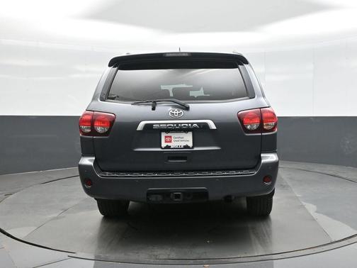 2021 Toyota Sequoia Platinum