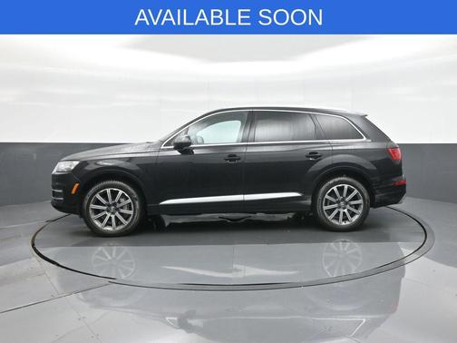 Orca Black Metallic 2017 Audi Q7 3.0T Premium