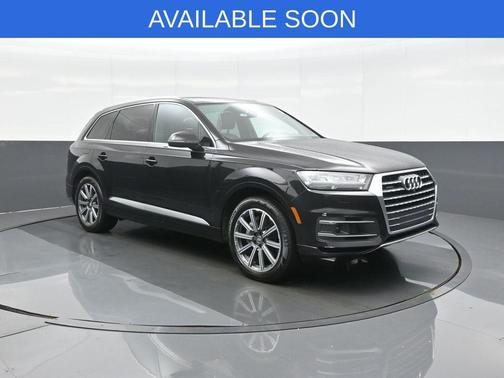 Orca Black Metallic 2017 Audi Q7 3.0T Premium
