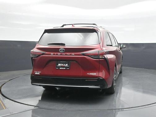 Ruby Flare Pearl 2026 Toyota Sienna Platinum