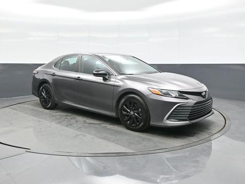 Predawn Gray Mica 2022 Toyota Camry LE