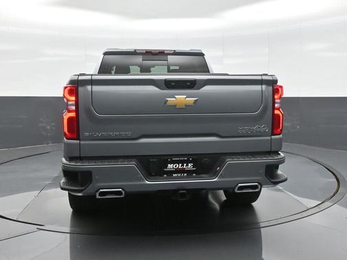 Sterling Gray Metallic 2025 Chevrolet Silverado 1500 High Country