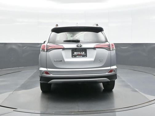 Silver Sky Metallic 2018 Toyota RAV4 XLE