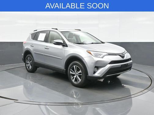 Silver Sky Metallic 2018 Toyota RAV4 XLE