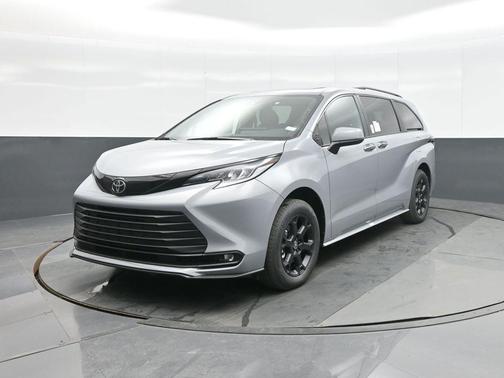 2026 Toyota Sienna Woodland Edition