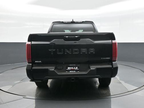 2026 Toyota Tundra Hybrid Platinum
