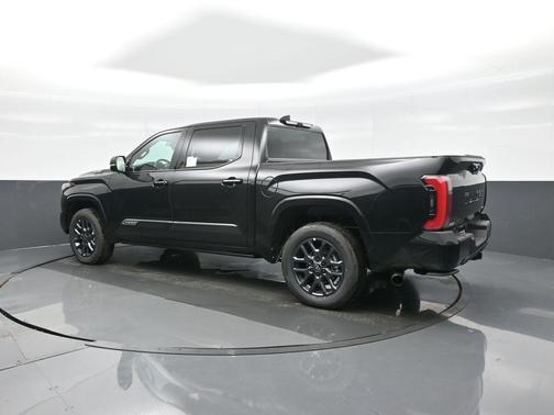 2026 Toyota Tundra Hybrid Platinum