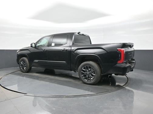 2026 Toyota Tundra Hybrid Platinum