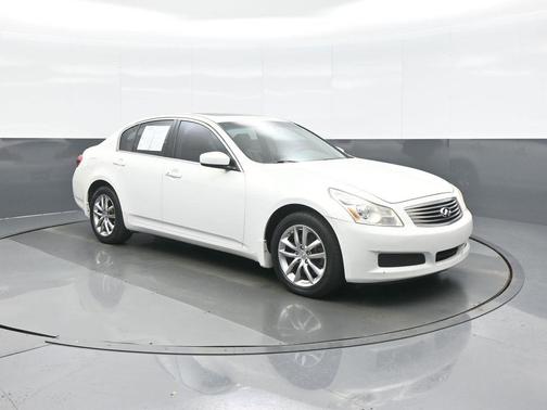 2009 INFINITI G37x Base