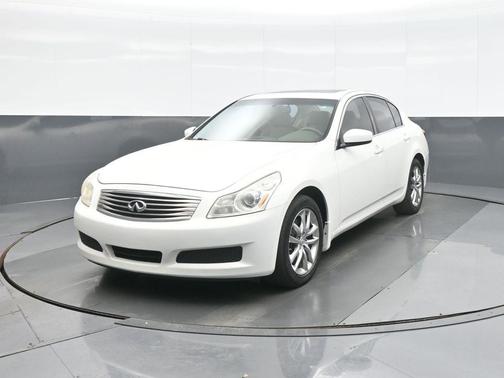 2009 INFINITI G37x Base