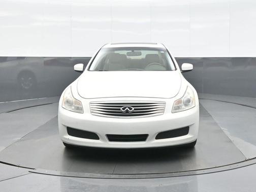 2009 INFINITI G37x Base