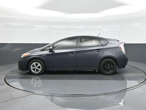Winter Gray Metallic 2015 Toyota Prius Two