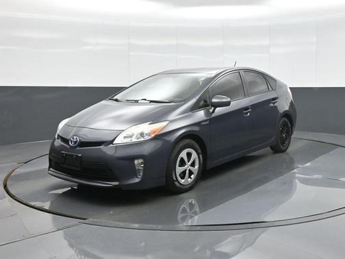 Winter Gray Metallic 2015 Toyota Prius Two