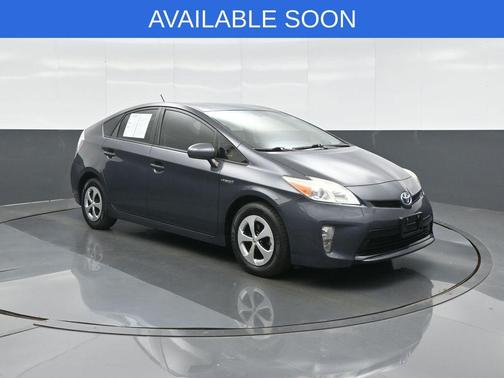 Winter Gray Metallic 2015 Toyota Prius Two