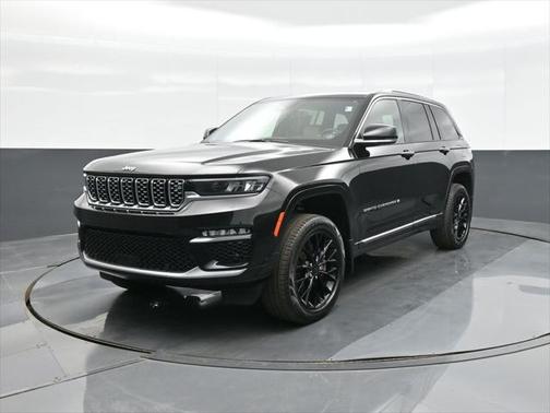2022 Jeep Grand Cherokee Summit