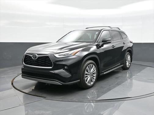 2025 Toyota Highlander Platinum