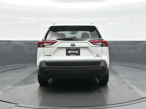 2022 Toyota RAV4 Hybrid XLE Premium