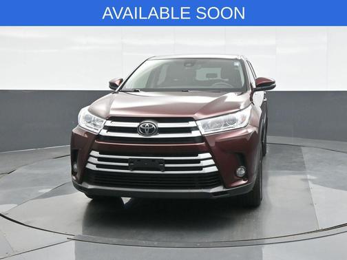 Ooh La La Rouge Mica 2019 Toyota Highlander LE Plus