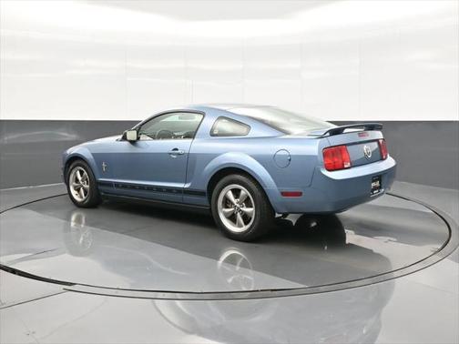 2006 Ford Mustang Deluxe