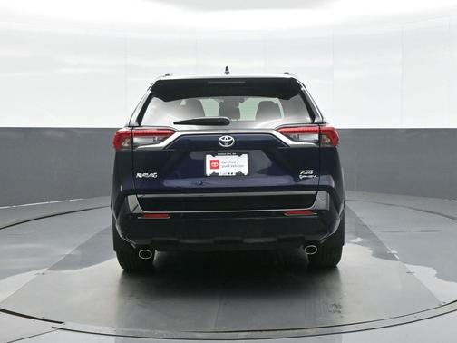 2025 Toyota RAV4 Hybrid SE