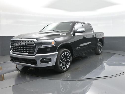 Diamond Black Crystal Pearlcoat 2025 RAM 1500 Longhorn