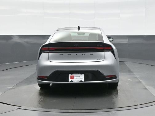 2024 Toyota Prius XLE