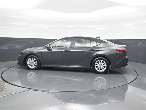 Underground 2026 Toyota Camry LE
