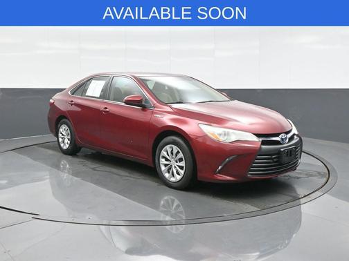 Pearl 2016 Toyota Camry Hybrid SE