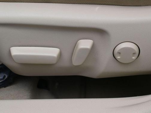 2016 Toyota Camry Hybrid SE