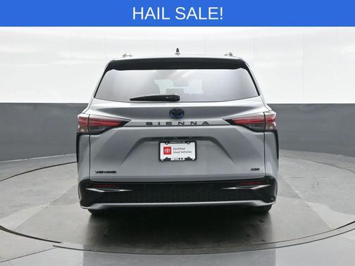 2025 Toyota Sienna XSE 7 Passenger