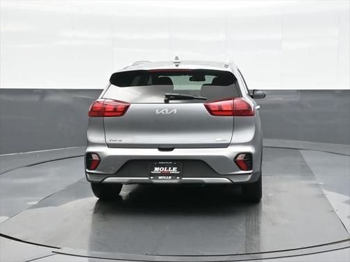 2022 Kia Niro LXS