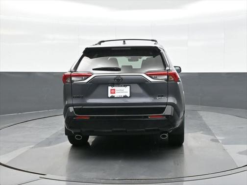 2025 Toyota RAV4 Hybrid SE