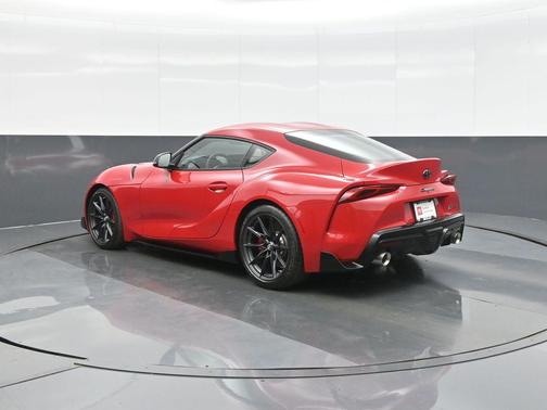 Renaissance Red 2.0 2026 Toyota GR Supra 3.0 Premium