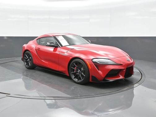 Renaissance Red 2.0 2026 Toyota GR Supra 3.0 Premium