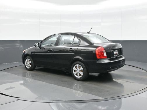 2010 Hyundai Accent GLS