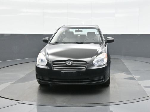 2010 Hyundai Accent GLS