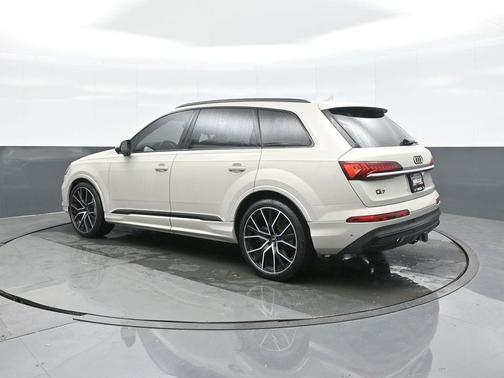 2021 Audi Q7 55 Prestige