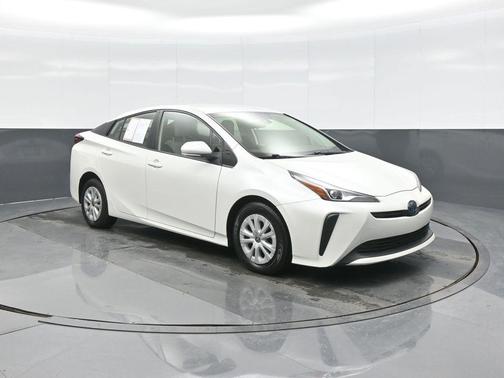 2019 Toyota Prius L