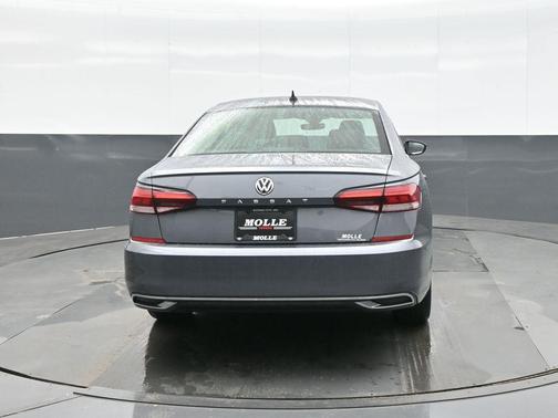 2022 Volkswagen Passat 2.0T Limited Edition