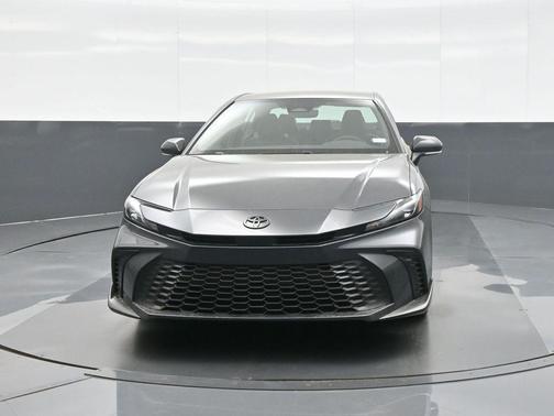 Underground 2026 Toyota Camry SE