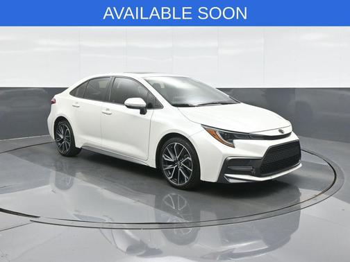 Blizzard Pearl 2020 Toyota Corolla XSE